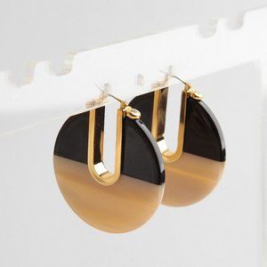 henri bendel Jewelry - Henri Bendel Color Resin Round Stud Earrings henri bendel Jewelry - Henri Bendel Color Resin Round Stud Earrings